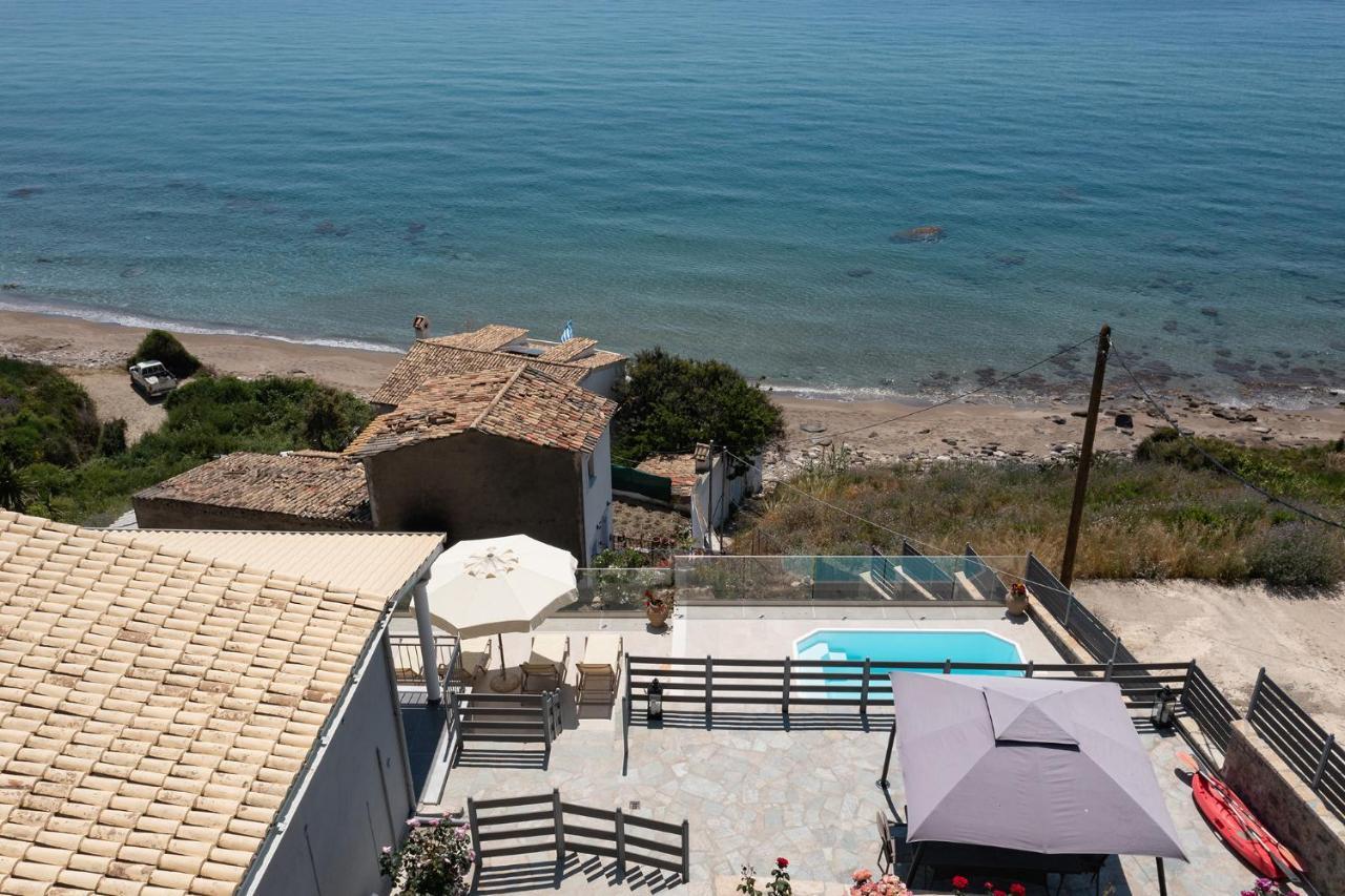 Renata & Filippos With Private Plunge Pool By Konnect Country house