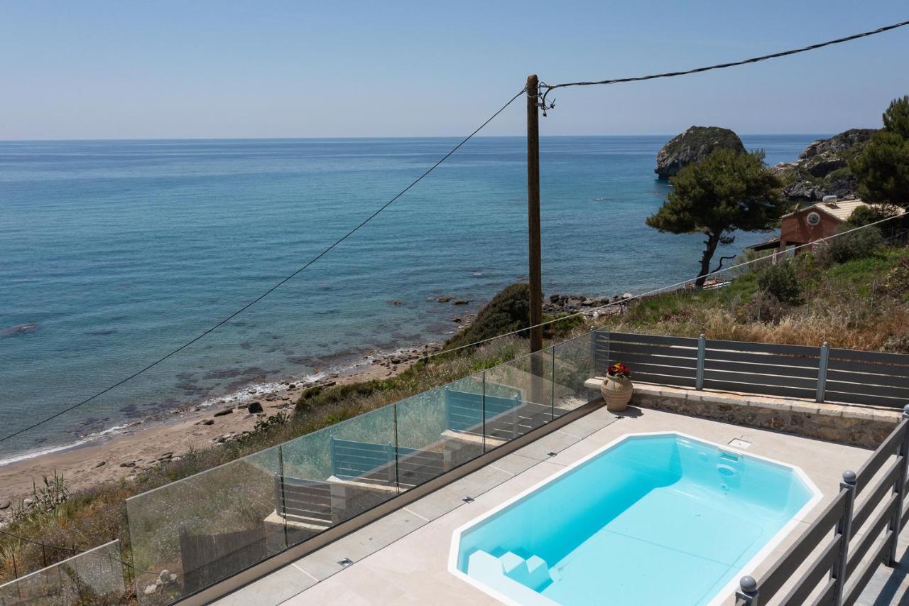 Renata & Filippos With Private Plunge Pool By Konnect Landhaus *